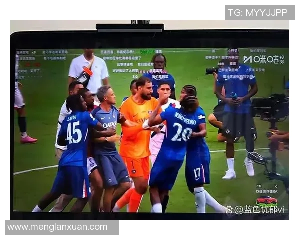 足球球迷热爱球星背后的故事与情感共鸣揭秘